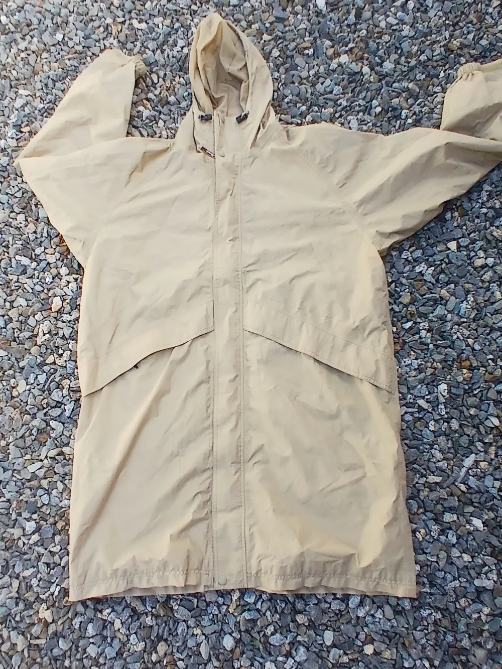 Vintage L.L. Bean Hooded GORETEX Raincoat .  XL Reg.